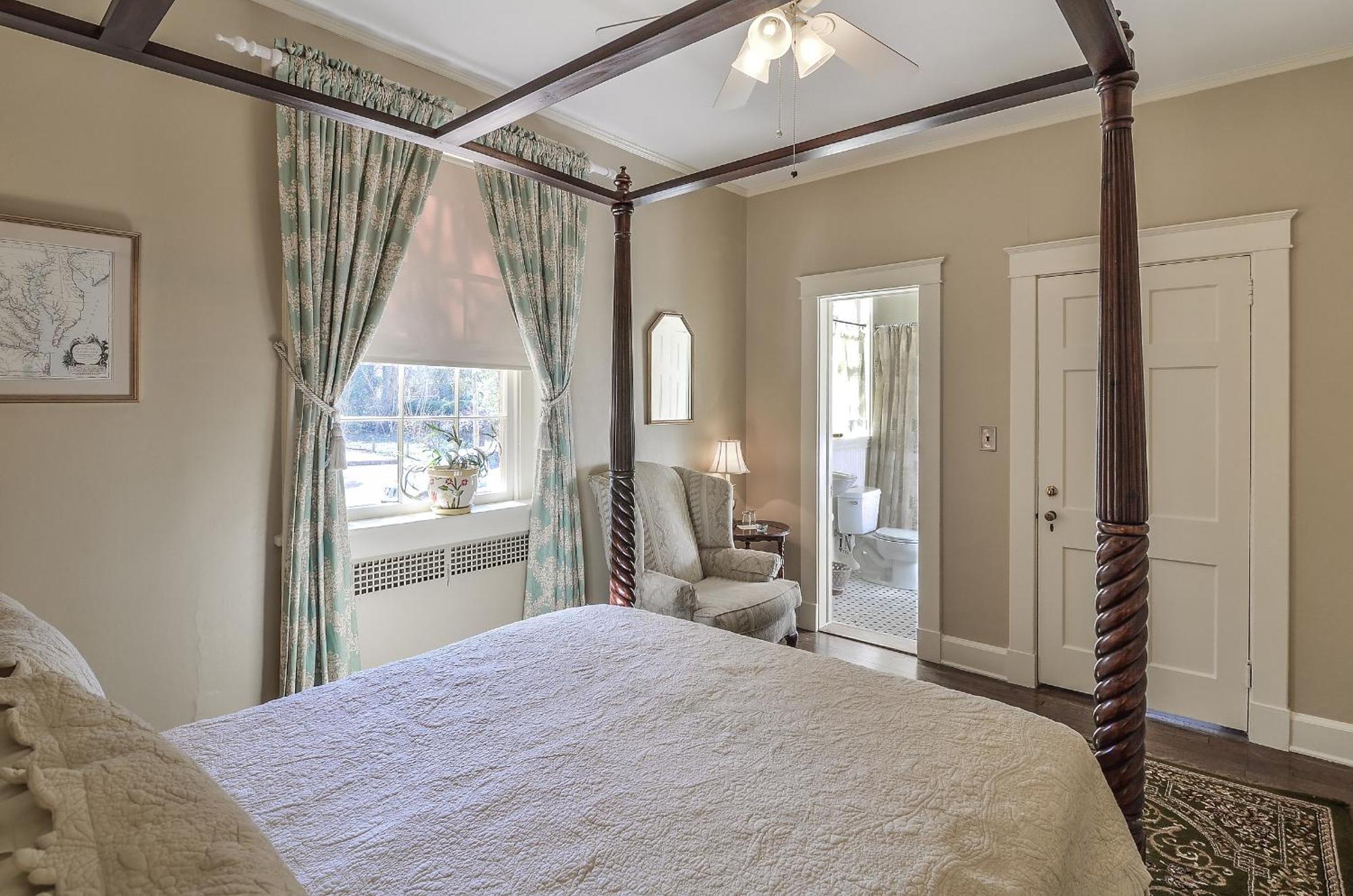 Cedars Of Williamsburg Bed & Breakfast Bagian luar foto