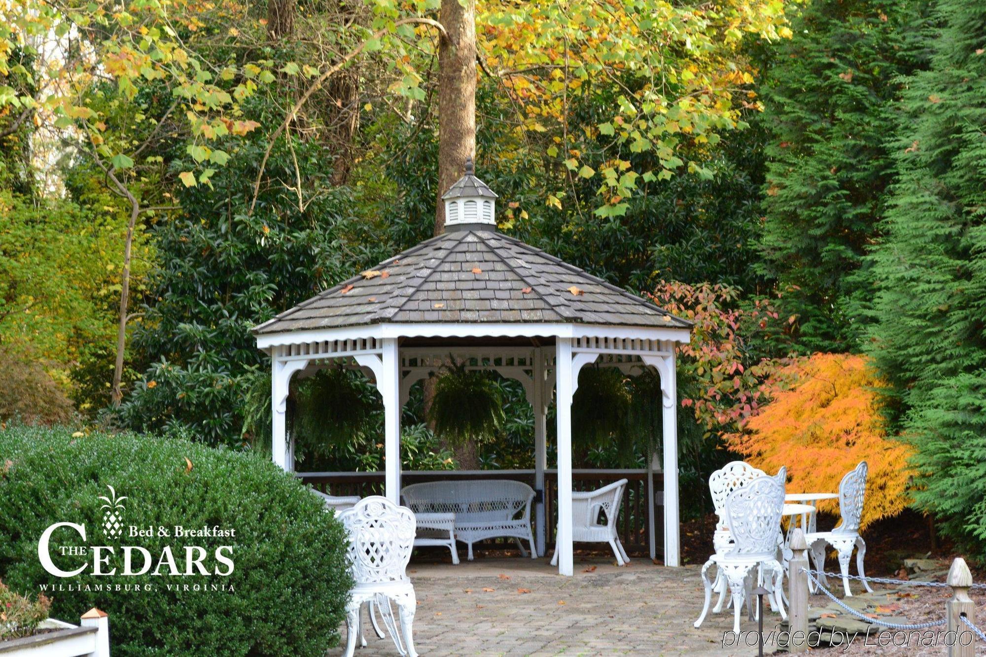 Cedars Of Williamsburg Bed & Breakfast Bagian luar foto