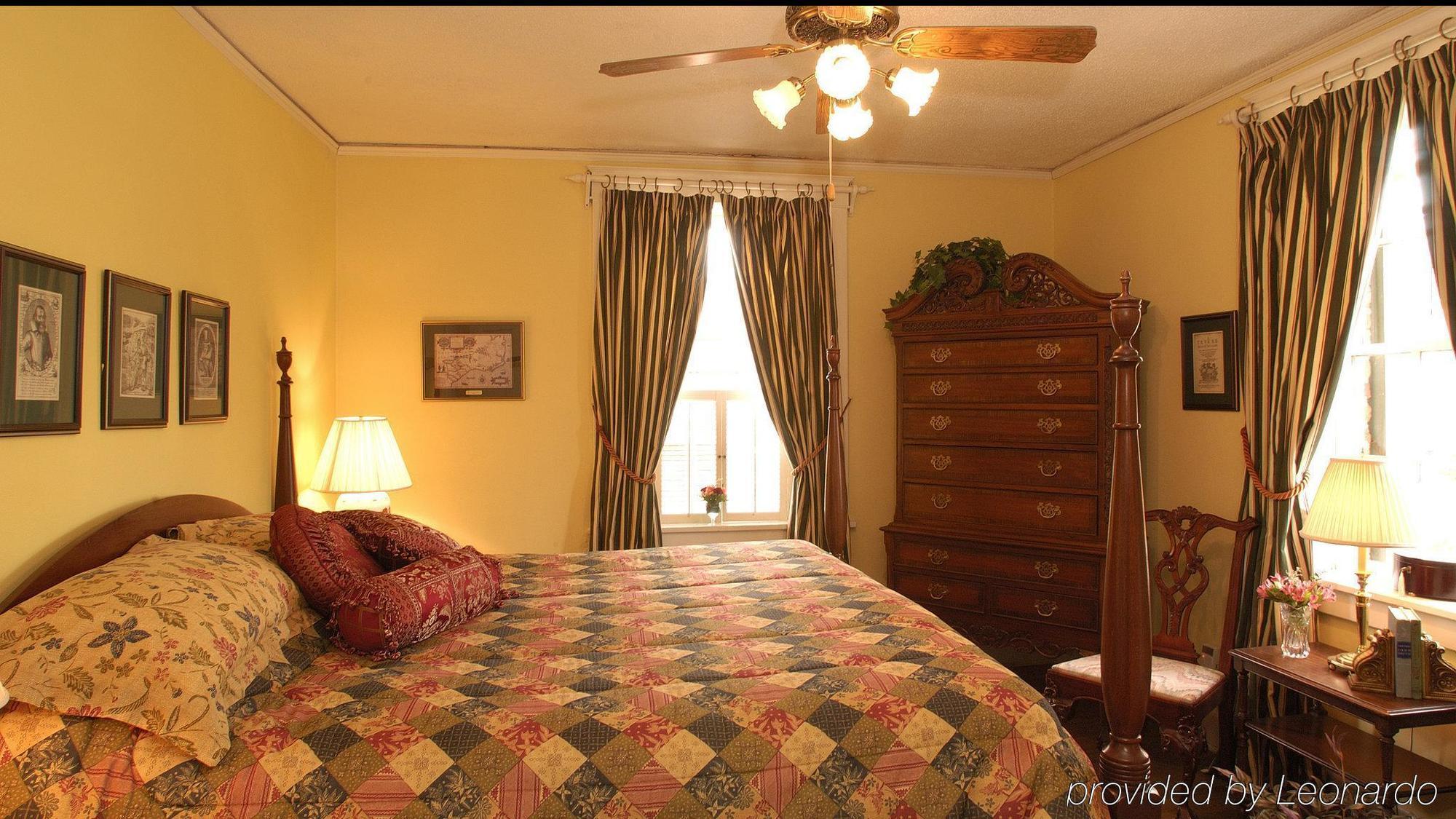 Cedars Of Williamsburg Bed & Breakfast Bagian luar foto